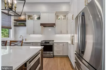 801 S 8th Street, Philadelphia, PA 19147 - Photo 15