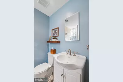 801 S 8th Street, Philadelphia, PA 19147 - Photo 31