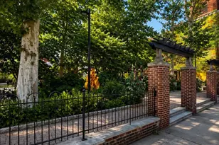 801 S 8th St, Philadelphia, PA 19147 - Photo 21