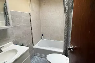 605 Anchor St, Philadelphia, PA 19120 - Photo 5