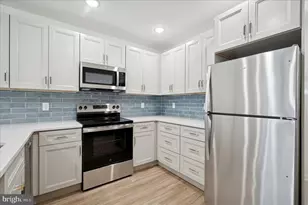 2553 S Dewey St, Philadelphia, PA 19142 - Photo 5