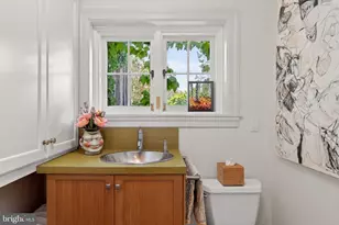 3107 W Queen Ln, Philadelphia, PA 19129 - Photo 47