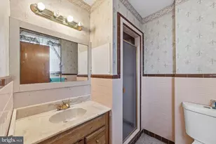 7828 Summerdale Ave, Philadelphia, PA 19111 - Photo 15