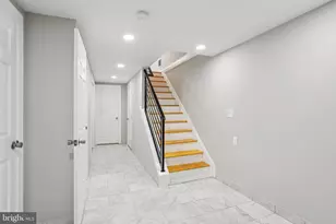 2225 N Waterloo St, Philadelphia, PA 19133 - Photo 19