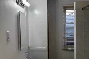 6729 Elmwood Ave, Philadelphia, PA 19142 - Photo 21