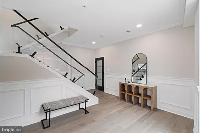 246 Montrose Street, Philadelphia, PA 19147 - Photo 3