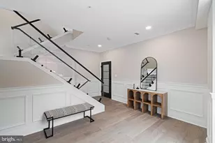 246 Montrose St, Philadelphia, PA 19147 - Photo 3