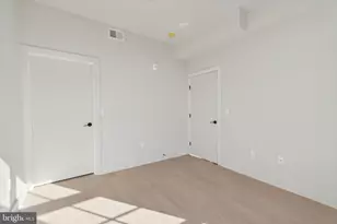 5521 Wayne Ave, Philadelphia, PA 19144 - Photo 3