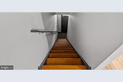 1805 N 18th Street #UNIT B, Philadelphia, PA 19121 - Photo 5
