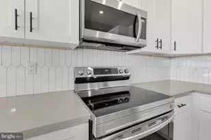 919 N 15th St, Philadelphia, PA 19130 - Photo 5