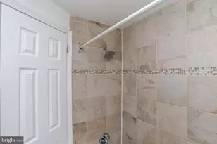 2465 N Garnet St, Philadelphia, PA 19132 - Photo 37