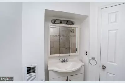 2465 N Garnet Street, Philadelphia, PA 19132 - Photo 35