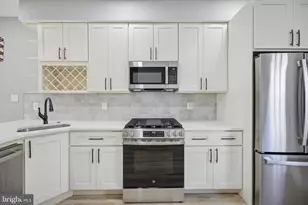 451 Fitzgerald St, Philadelphia, PA 19148 - Photo 9