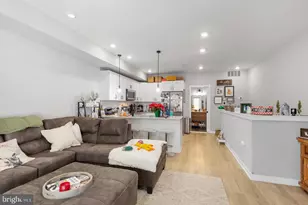 919 N 15th St, Philadelphia, PA 19130 - Photo 1