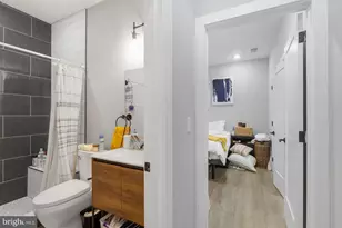 919 N 15th St, Philadelphia, PA 19130 - Photo 13