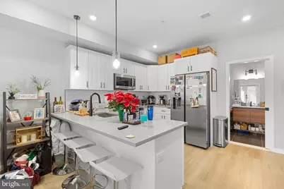 919 N 15th Street #1R, Philadelphia, PA 19130 - Photo 5