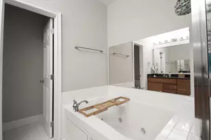 206 Captains Way, Philadelphia, PA 19146 - Photo 7