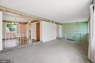 10113 Galahad Rd, Philadelphia, PA 19116 - Photo 7
