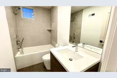 2431 Innovator Way #B8, Philadelphia, PA 19146 - Photo 45
