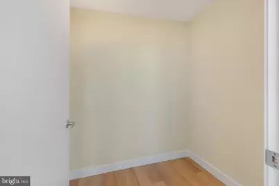 1701 S 4th Street #402, Philadelphia, PA 19148 - Photo 11