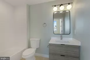 1701 S 4th St, Philadelphia, PA 19148 - Photo 9