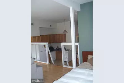 2043 Green Street #2F, Philadelphia, PA 19130 - Photo 3