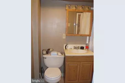 2043 Green Street #2F, Philadelphia, PA 19130 - Photo 7