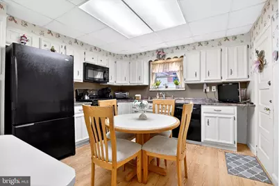 247 Fitzwater Street, Philadelphia, PA 19147 - Photo 5