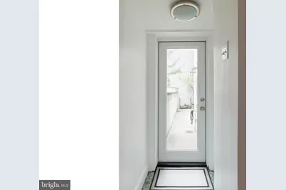 1702 S 11th Street, Philadelphia, PA 19148 - Photo 17