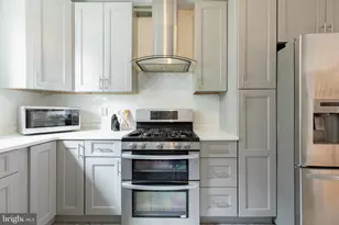 1702 S 11th St, Philadelphia, PA 19148 - Photo 15
