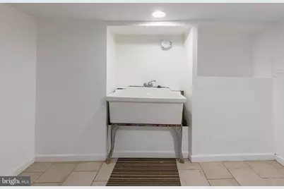 1702 S 11th Street, Philadelphia, PA 19148 - Photo 43