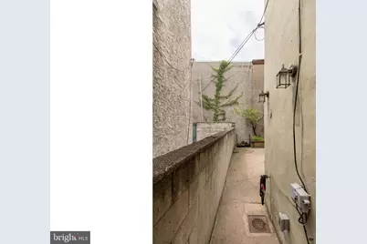 1702 S 11th Street, Philadelphia, PA 19148 - Photo 19