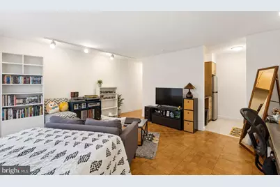 224 W Rittenhouse Square #904, Philadelphia, PA 19103 - Photo 3