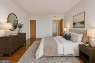 241 S 6th St, Philadelphia, PA 19106 - Photo 3