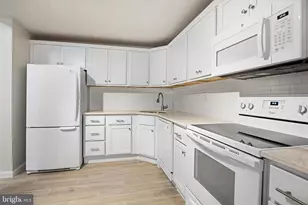 241 S 6th St, Philadelphia, PA 19106 - Photo 3