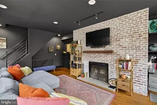 822 S 5th St, Philadelphia, PA 19147 - Photo 9