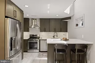 822 S 5th St, Philadelphia, PA 19147 - Photo 19
