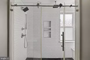 822 S 5th St, Philadelphia, PA 19147 - Photo 33