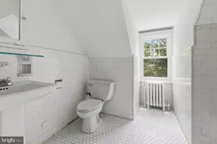 607 W Cliveden St, Philadelphia, PA 19119 - Photo 39