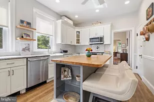 8415 Ardleigh St, Philadelphia, PA 19118 - Photo 13