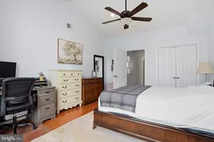 1020 S Cleveland St, Philadelphia, PA 19146 - Photo 17