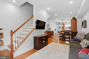 1020 S Cleveland St, Philadelphia, PA 19146 - Photo 3