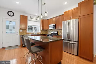 1020 S Cleveland St, Philadelphia, PA 19146 - Photo 9
