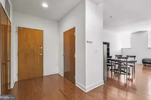 1001 Chestnut St, Philadelphia, PA 19107 - Photo 3