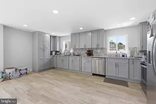 819 Bergen St, Philadelphia, PA 19111 - Photo 17