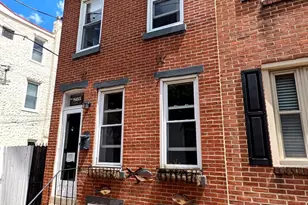 865 N Bambrey St, Philadelphia, PA 19130 - Photo 3