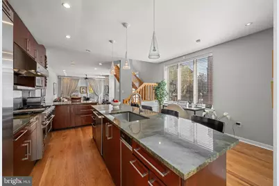 303 Spruce Street, Philadelphia, PA 19106 - Photo 9