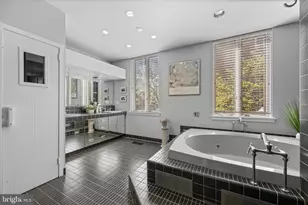 303 Spruce St, Philadelphia, PA 19106 - Photo 15