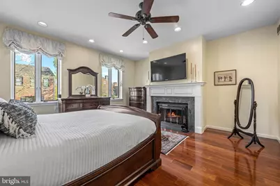 303 Spruce Street, Philadelphia, PA 19106 - Photo 13