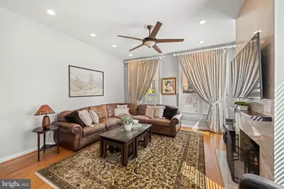 303 Spruce Street, Philadelphia, PA 19106 - Photo 5